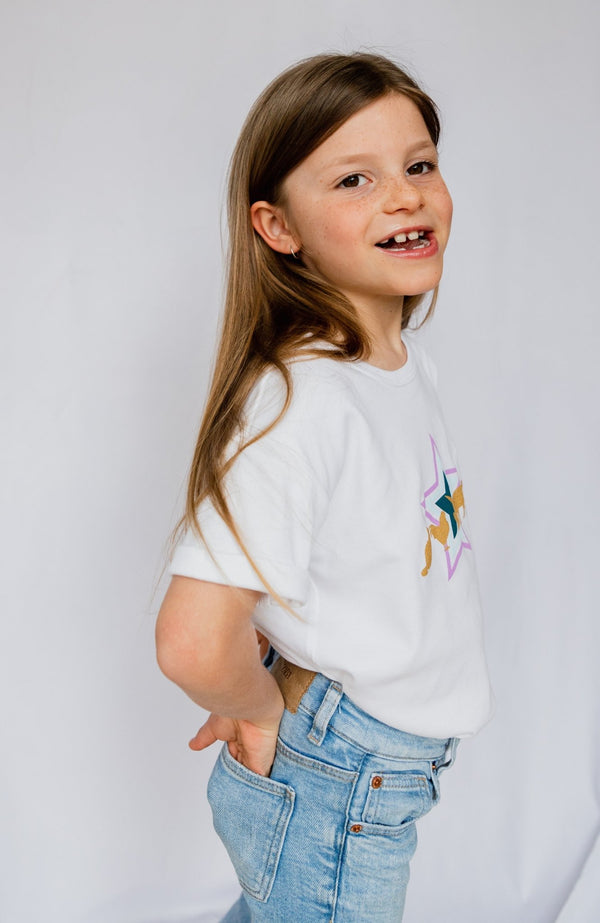 Girls White Star Print Logo Charity T-Shirt - Age 4-5 YRS - Brinsley Animal Rescue Shop